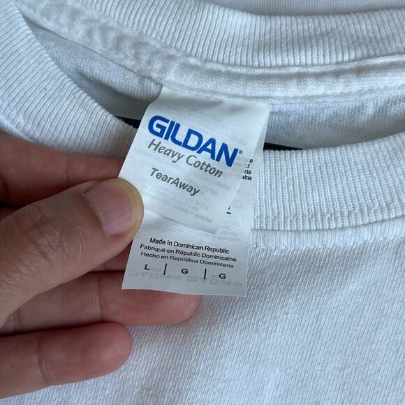 🛍️ Viki + Soompi Tee - Picture 3 of 5